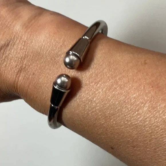 Bundle - 4 Bracelets - Picture 7 of 14